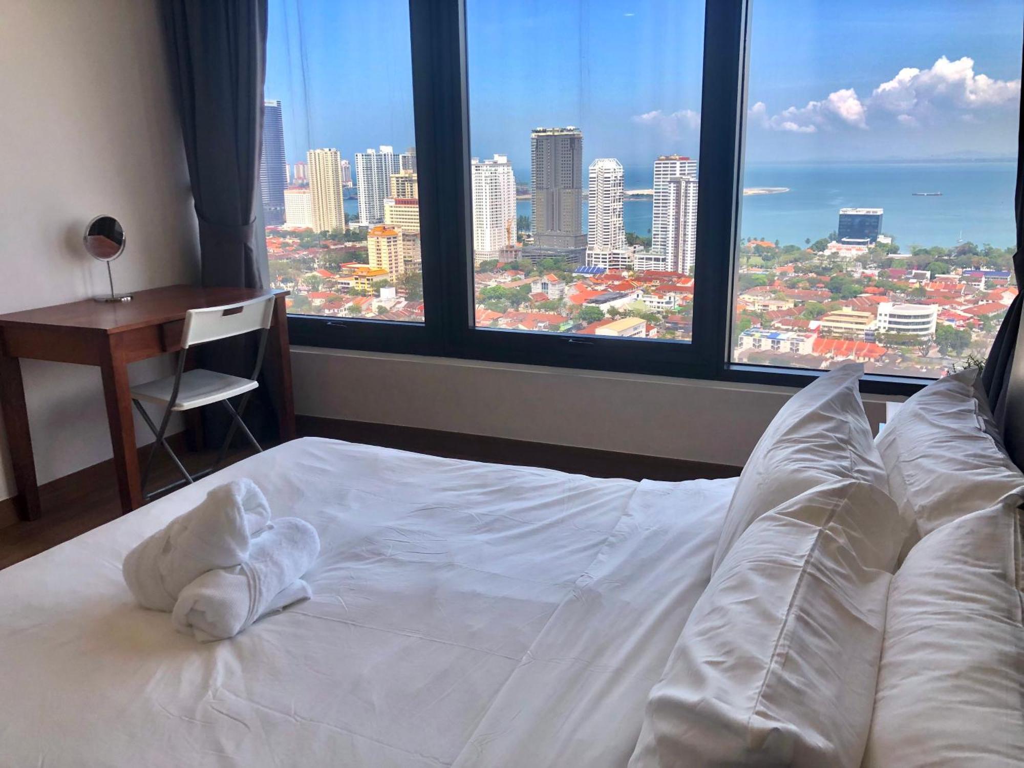 Tropicana 218 Macalister Netflix Unit By Blue Sky Holidays จอร์จทาวน์ ภายนอก รูปภาพ